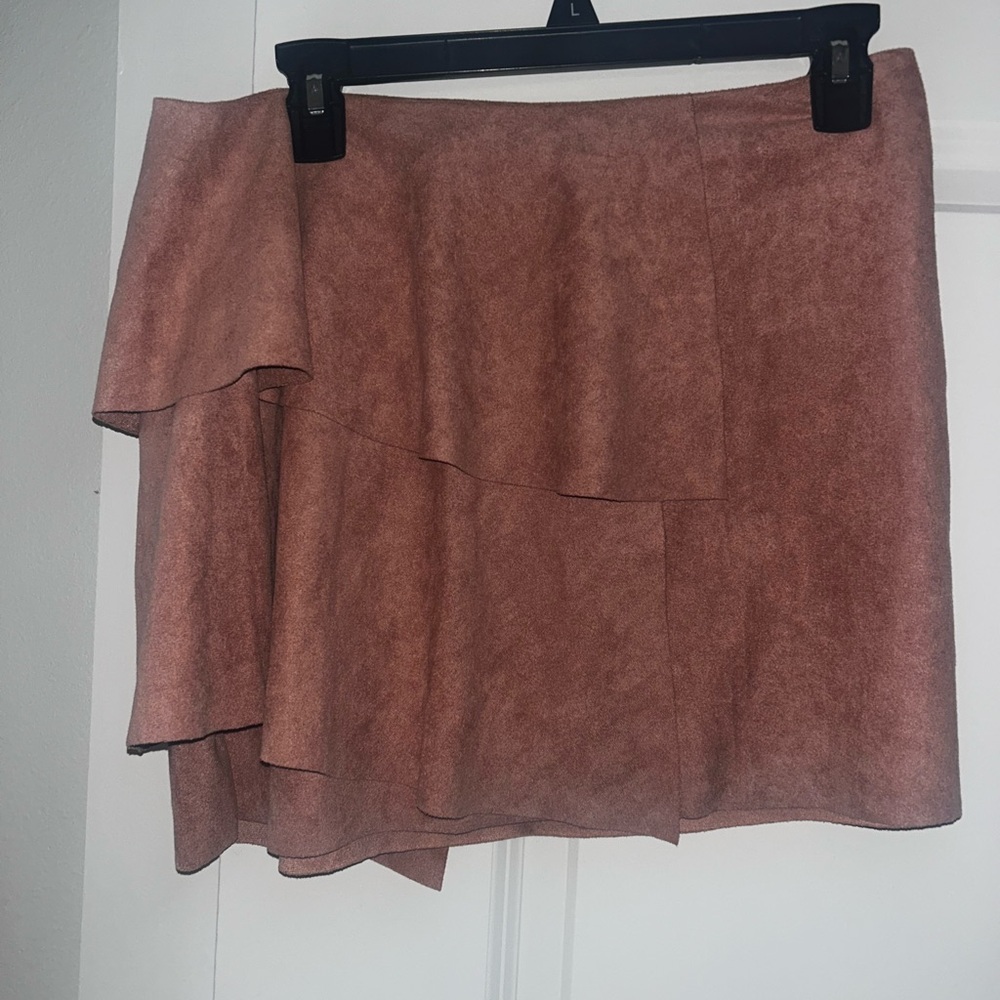 She + Sky Pink ruffle velvet skirt